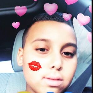 Meet your Posher, Carlos